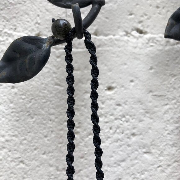 Black labradorite pendant with natural stone bead necklace. - Picture 4 of 9
